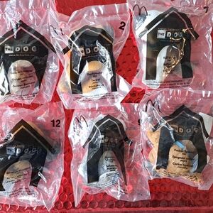MCDONALDS 2005 THE DOG ARTIST COLLECTION HAPPY MEAL SET - NEW IN BAG